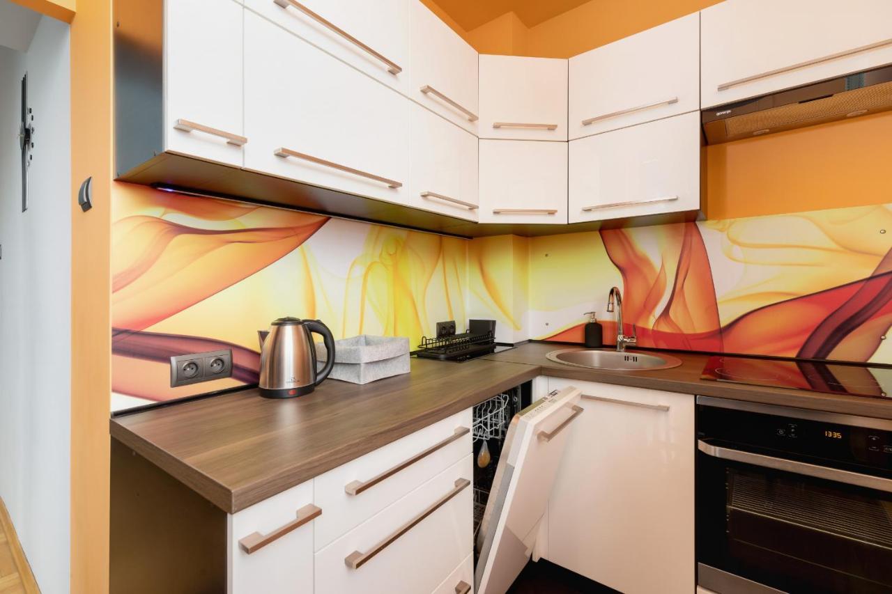 Lagiewniki Sanctuary One Bedroom Apartment By Renters Krakow Luaran gambar